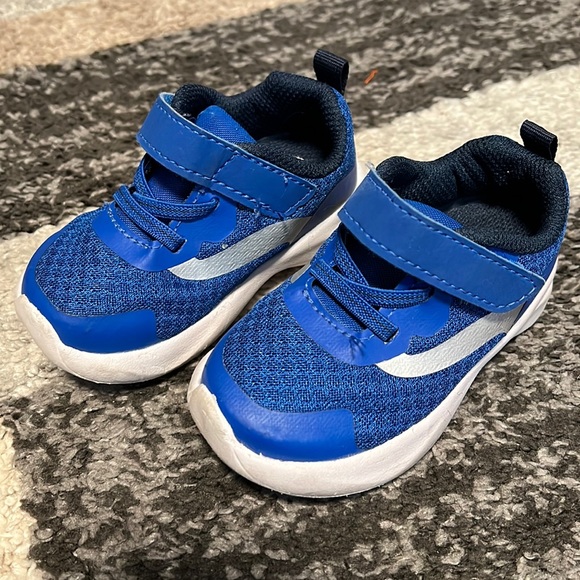 Athletic Works Other - Athletic Works toddler sneakers, size 5 GUC!
